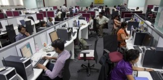 โปรแกรมเมอร์อินเดียเจอศึกหนัก เจอไอทียุคใหม่ใช้ AI ทำงานแทนคน