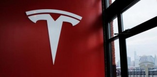 เทสล่าสร้างชื่อ ระบบออโตไพล็อตพาเจ้าของส่ง รพ.อย่างปลอดภัย