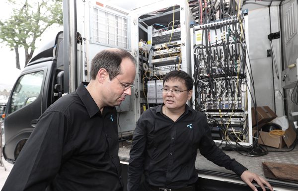 ดีแทคขยายสัญญาณมือถือและ WiFi รอบสนามหลวง-พระบรมมหาราชวัง พร้อมจัดทีมบริการประชาชน