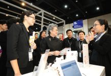 “พาณิชย์” ปลื้ม “งาน Smart Startup 2017” ประสบผลสำเร็จ Startup มีโอกาสขยายฐานลูกค้า SME กว่า 15,000 ราย มูลค่ารวมกว่า 50 ล้านบาท เตรียมแผนเชื่อมโยงสร้างเครือข่าย Startup และ SME ต่อเนื่อง