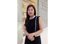 “โนว่าโฟน” เตรียมแถลงข่าวเปิดตัวสมาร์ทโฟน 2 รุ่น ภายใต้แบรนด์ “โนว่าโฟน” และเปิดตัวมือถือ SuperD รุ่น D1 มือถือ 3 มิติ