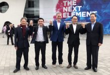 เอไอเอส จับมือ Netflix ประกาศพันธมิตร ในงาน Mobile World Congress 2017 ร่วมทำตลาดแบบเอ็กซ์คลูซีฟ เป็นรายแรกและรายเดียวในประเทศไทย ตอกย้ำผู้นำดิจิทัล อันดับ 1 ของไทย