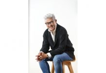 LINE TV รุกหนักธุรกิจคอนเทนต์ จับมือช่อง 8 รับเทรนด์ดิจิตอลคอนเทนต์ เสิร์ฟความบันเทิง พร้อมรายการสุดเอ็กซ์คลูซีฟอีก 7 รายการ ขยายฐานผู้ชมทั่วประเทศ