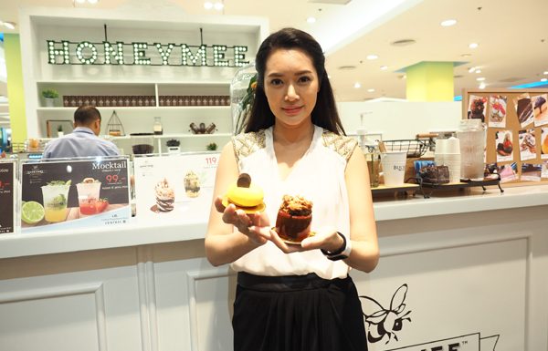Honey Mee ร้านไอศกรีมเกรดพรีเมี่ยม เปิดสาขา 3 ที่เซ็นทรัลลาดพร้าว พร้อมเปิดตัวเมนูเค้กรสชาติใหม่ต้อนรับอาฟเตอร์นูนทีซีซั่น