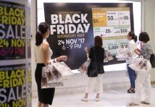 BLACK FRIDAY MIDNIGHT SALE ครั้งแรกในเมืองไทย กับสามชั่วโมงสุดพิเศษ เอ็มโพเรียม เอ็มควอเทียร์