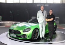 เมอร์เซเดส-เบนซ์ เสริมแกร่งแบรนด์ Mercedes-AMG เปิดตัว 2 รุ่นใหม่ Mercedes-AMG GT R และ Mercedes-AMG GT C ตอบสนองทุกความเร้าใจ