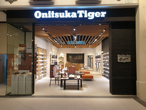 Onitsuka tiger sale terminal 21