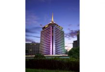 ‘ทุกอย่างเป็นไปได้ที่ดุสิตธานี’ เปิดใจพนักงานรุ่นแรก ‘สุมงคล สุขะวนวัฒน์’ กับวันแห่งการเปลี่ยนแปลง