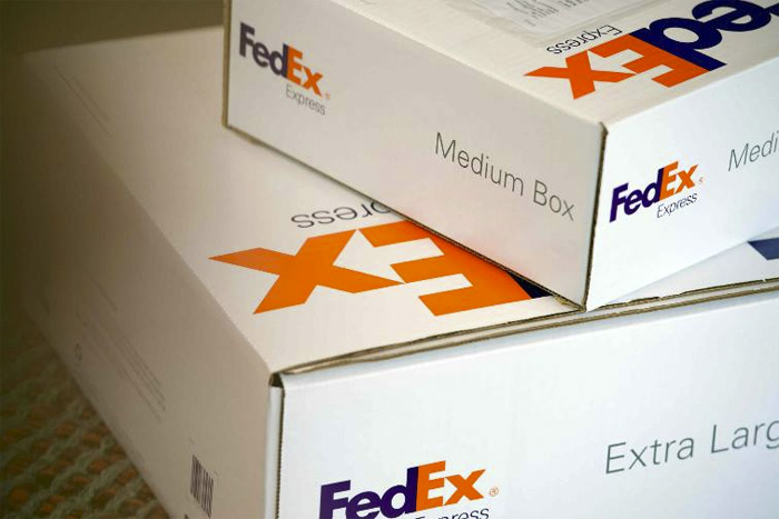Fedex ปาดเหงื่อ รายได้ทั่วโลกชะลอตัว | Positioning Magazine