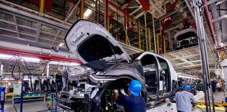 วิกฤต ‘ชิป’ ขาดตลาดพ่นพิษ ‘ตลาดรถยนต์’ คาดแบรนด์ใหญ่สูญเสียการผลิต 100,000 คันในไตรมาสแรก