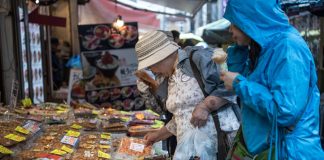 ร้านค้าทั่วญี่ปุ่น เริ่มเก็บเงิน “ค่าถุงพลาสติก” แล้ว ราคาขึ้นอยู่กับเเต่ละร้าน