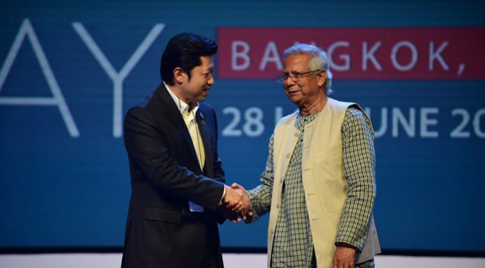 ซีอีโอ ซีพีตอกย้ำนโยบายด้านความยั่งยืน ผ่านหลักการ 3 วงกลม The Three circle Principle : สังคม เศรษฐกิจ และสิ่งแวดล้อม บนเวทีระดับโลก Social Business Day2019 ของศ.มูฮัมหมัด ยูนุส เจ้าของรางวัลโนเบล