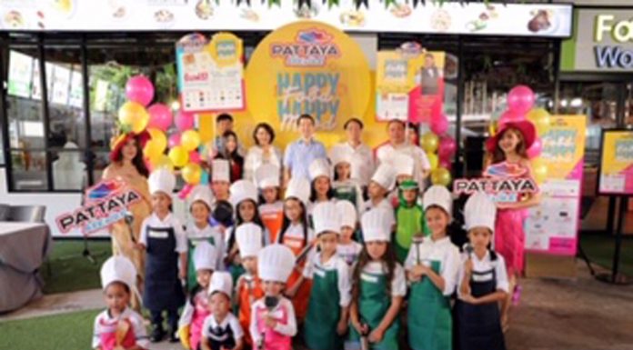 ซีพีเอฟ เปิดศูนย์อาหาร Food World สาขา Pattaya Avenue ประชาชนให้ความสนใจร่วมงานอย่างคับคั่ง