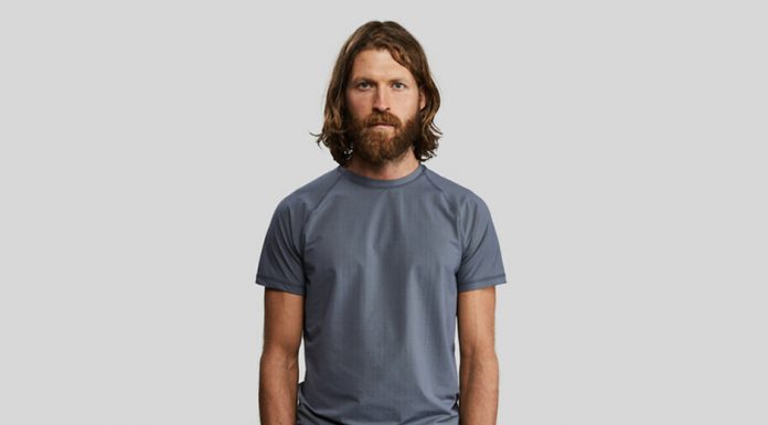 Vollebak เปิดตัว “เสื้อยืด” ที่ทำจาก “คาร์บอนไฟเบอร์” วัสดุเดียวกับที่ทำเครื่องยนต์เจ็ทและรถยนต์ความเร็วสูง