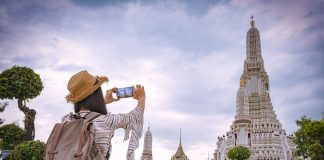 ผลสำรวจชี้ “คน Gen Z” ให้ความสำคัญกับการนำเงินไปใช้จ่ายด้านการ “ท่องเที่ยว” มากกว่าเอาไปซื้อของ