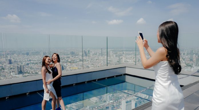 คิง เพาเวอร์ มหานคร มอบโปรโมชั่นในงานไทย เที่ยว ไทย ครั้งที่ 52