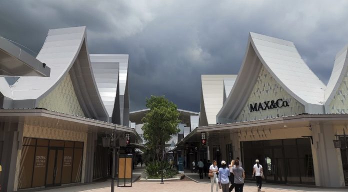 มีแผนสำรอง! “เซ็นทรัล วิลเลจ” ดิ้นทุกทางเปิด “ลักชัวรี่ เอาท์เล็ต” 31 ส.ค. นี้ แน่นอน