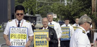 สายการบิน-รถยนต์-โรงแรมกำไรดี พนักงานอเมริกันพร้อมใจโวยขอเพิ่มสวัสดิการ