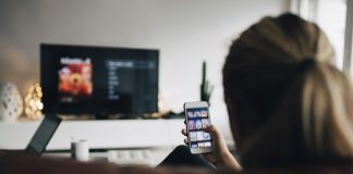 เตรียมเผาจริง! อีก 3 ปี 25% ครัวเรือนอเมริกันจะเลิกดูทีวี จากปีนี้ที่เลิกดูไปแล้ว 19%