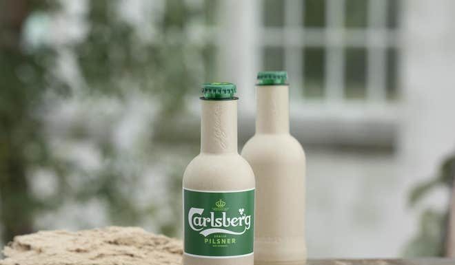 Carlsberg เผยโฉมขวดเบียร์รักษ์โลกที่ทำมาจากกระดาษ!