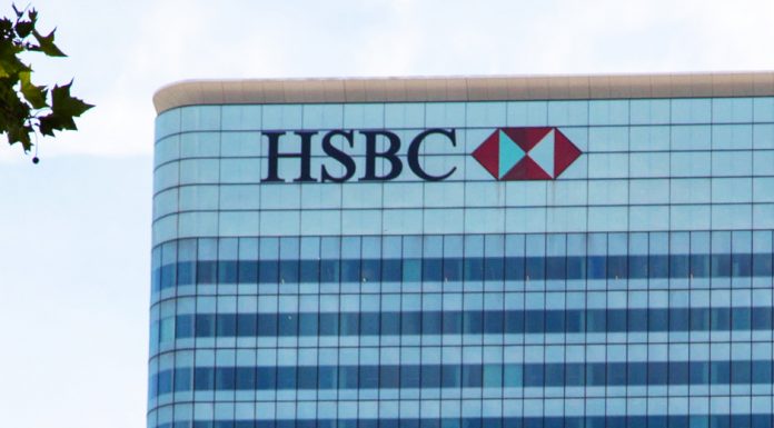 HSBC มีแผนจะเลิกจ้างงานพนักงาน 10,000 ตำแหน่ง เพื่อลดต้นทุน