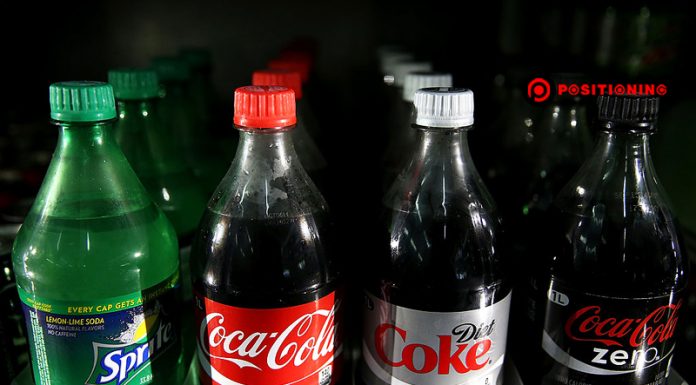 สิงคโปร์เตรียมแบนโฆษณา “น้ำอัดลม-เครื่องดื่มน้ำตาลสูง” ในสื่อทุกประเภท ต้านโรคเบาหวาน