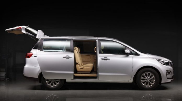 เกีย เร่งขยายฐานลูกค้า ปรับราคาและฟีเจอร์รุ่นเริ่มต้นของ “Grand Carnival” พร้อมมอบโปรโมชั่นพิเศษ ในงานมหกรรมยานยนต์ ครั้งที่ 36