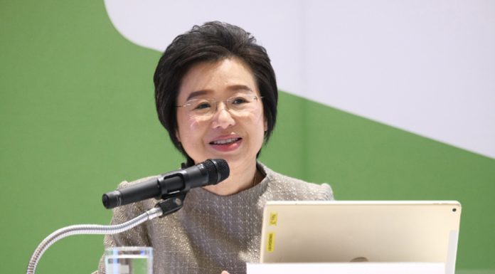 พฤกษาฝ่าวิกฤตอสังหาฯ โชว์ผลงานไตรมาส 3 สร้างยอดขาย 14,113 ลบ. โตขึ้น 15% รายได้ 8,517 ลบ. โตขึ้น 9.5% จากไตรมาสก่อน