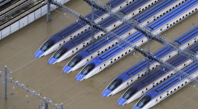 ตัดใจ! ญี่ปุ่นยอมทิ้งรถไฟชิงกันเซ็งหลังจมน้ำท่วมไต้ฝุ่น สูญ 15,000 ล้านเยน