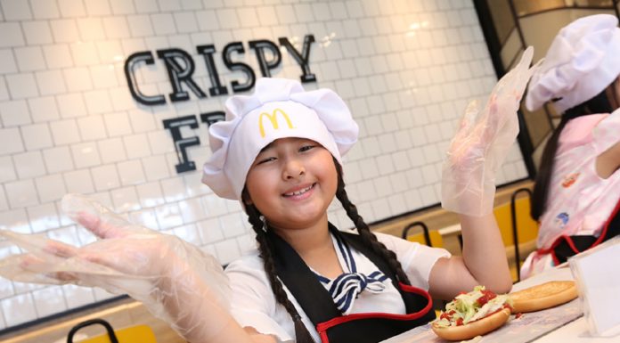 แมคโดนัลด์รุกขยายตลาดกลุ่มครอบครัว ปรับเมนูแฮปปี้มีลเพิ่มคุณค่าทางโภชนาการสำหรับเด็ก