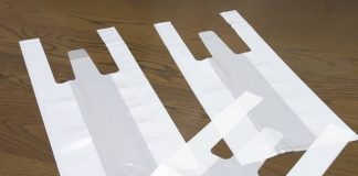 นวัตกรรมรักษ์โลก! ญี่ปุ่นพัฒนา “ถุงพลาสติกย่อยสลายในทะเล” ได้ภายใน 180 วัน สำเร็จเเล้ว