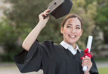 คนไทยเรียนต่อ UK เพิ่มสูงสุดในรอบ 10 ปี ขณะที่ “ครูไทย” 75% ยังรู้ภาษาอังกฤษในระดับต่ำ