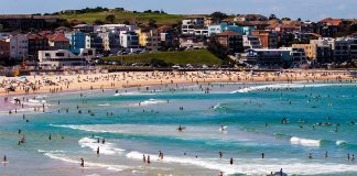 ออสเตรเลีย “สั่งปิดหาดดัง” หลังประชาชนนับพันไม่ให้ความร่วมมือกับรัฐในการรับมือ COVID-19