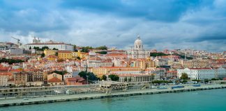 โปรตุเกสปลดล็อกให้ “ผู้อพยพ” ได้สิทธิเป็นผู้พำนักชั่วคราว เพื่อให้เข้าถึงระบบสาธารณสุข