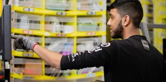 Amazon จ้างงานเพิ่มอีกแสนคน ขึ้นค่าแรงอีก 2 ดอล หลังช้อปออนไลน์ยอดพุ่งช่วงไวรัสระบาด