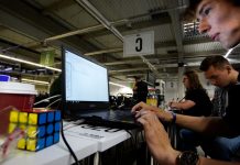 แบกคนเดียวไม่ไหว Facebook-Microsoft จับมือ WHO ผุด ‘Hackathon’ เฟ้นหาโซลูชั่นกู้วิกฤติ Covid-19