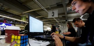 แบกคนเดียวไม่ไหว Facebook-Microsoft จับมือ WHO ผุด ‘Hackathon’ เฟ้นหาโซลูชั่นกู้วิกฤติ Covid-19