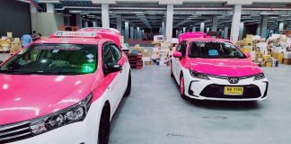 เปลี่ยนแท็กซี่เป็น Kerry ชั่วคราว ส่งพัสดุหารายได้พิเศษ แถมแก้เกมกองพัสดุเยอะ