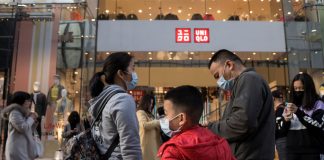 โลกแฟชั่นยังซึม Uniqlo คาดการณ์กำไรปีนี้ร่วง -50% แม้ยอดขายฟื้นตัวแรงในญี่ปุ่น