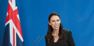 นายกฯ นิวซีแลนด์ประกาศชัยในการคุม COVID-19 เริ่มผ่อนล็อกดาวน์เป็น 4 ขั้นตอน