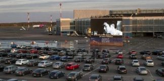 โรงหนังปิด-เครื่องบินหยุด “ลิทัวเนีย” ปิ๊งไอเดีย จัดฉายหนัง Drive-in ในรันเวย์สนามบิน