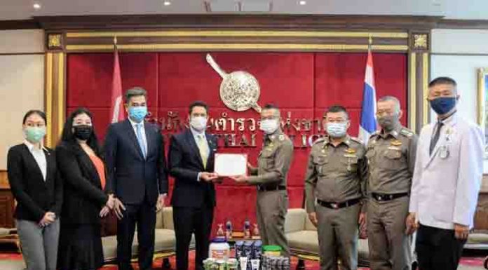 ยูนิลีเวอร์ ประเทศไทย บริจาค 4.4 ล้านบาท ให้แก่ฮีโร่โรงพยาบาลตำรวจ เพื่อขอบคุณที่ทำให้คนไทยมั่นใจเรื่องความปลอดภัยช่วงวิกฤติโควิด-19
