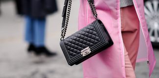 Chanel ขึ้นราคากระเป๋าหรู 20% เตรียมโกยเงินนักช้อป ชดเชยรายได้ที่หายไปช่วง COVID-19