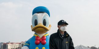 สวนสนุก “เซี่ยงไฮ้ดิสนีย์แลนด์” กลับมาเปิดให้บริการบางส่วน 11 พ.ค. จำกัดนักท่องเที่ยว 30%