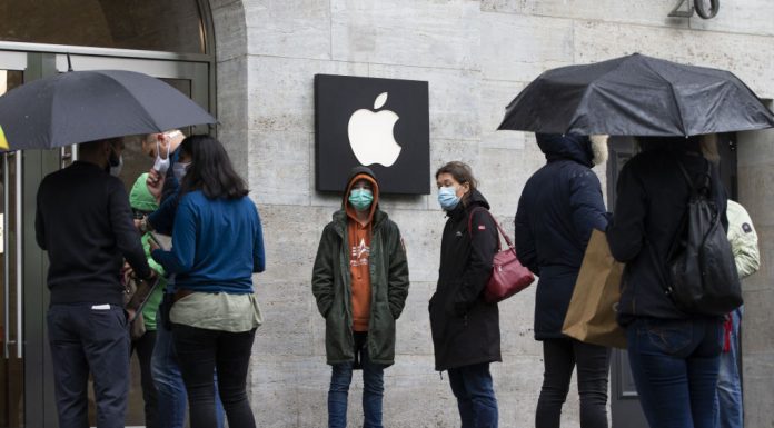 เตรียมเปิด Apple Store กว่า 25 สาขาทั่วสหรัฐฯ พร้อมคลายล็อกอีก 100 สาขาทั่วโลกเร็วๆ นี้