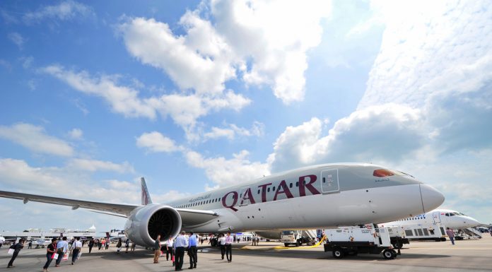 “กาตาร์ แอร์เวย์” ทยอยปลดนักบิน ปรับลดเงินเดือนพนักงานลงราว 15-25%