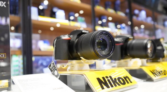 COVID-19 ซ้ำเติมธุรกิจกล้องขาลง Nikon ปลดพนักงาน 700 คน ในไทย-ลาว กำไรลด 88%