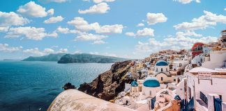 “กรีซ” เตรียมกลับมารับ “นักท่องเที่ยว” กรกฎาคมนี้ หวังพยุงธุรกิจที่เจ็บหนักจาก COVID-19