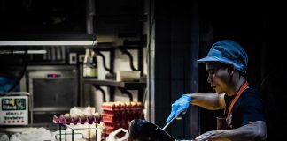 นักวิชาการแนะ ‘4 มาตรการ’ คุมสุขลักษณะ ‘Street Food’ ให้ปลอดภัยในช่วงผ่อนล็อกดาวน์