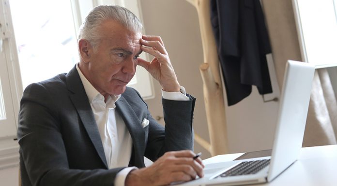 ถ้าพนักงานวัย “เบบี้บูม” ต่ออายุปลดเกษียณ เจนเอ็กซ์-เจนวายจะถูกลดโอกาสขึ้นเงินเดือน